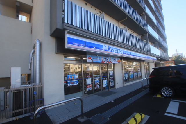 コンビニ　ローソン　横浜子安通二丁目店（コンビニ）まで270m