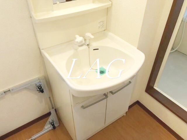 洗面設備　洗面台です。
