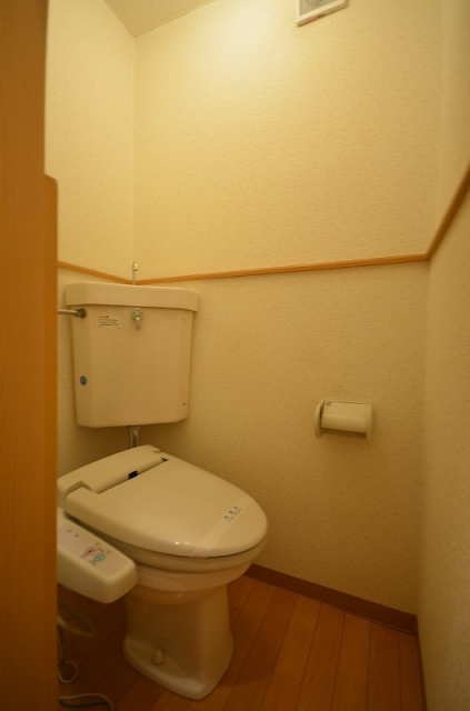 トイレ　別号室の写真です