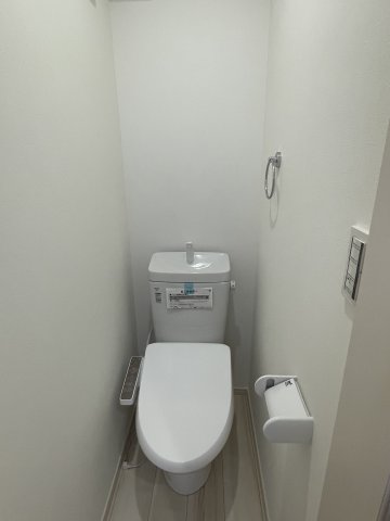 トイレ　同年他建物施工例