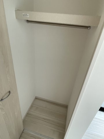 収納　同年他建物施工例