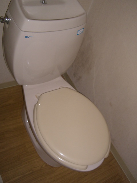 トイレ　ゆったりとした空間のトイレです