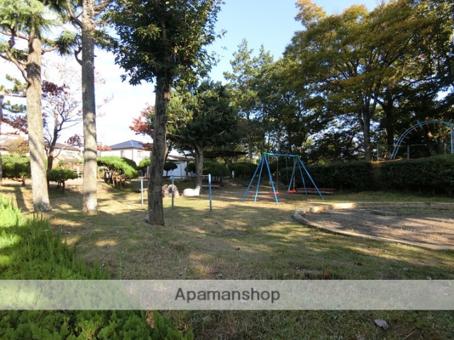公園　旭ヶ丘公園（公園）まで666m