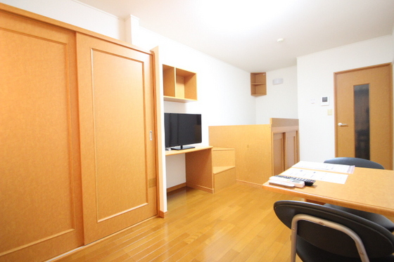 居室・リビング　※別部屋の写真です