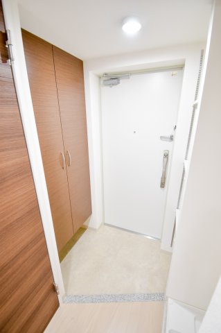 玄関　素敵な玄関は毎朝あなたを元気に送りだしてくれますよ