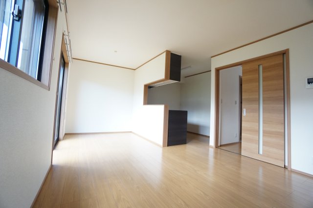 居室・リビング　※同物件、同タイプのお部屋です
