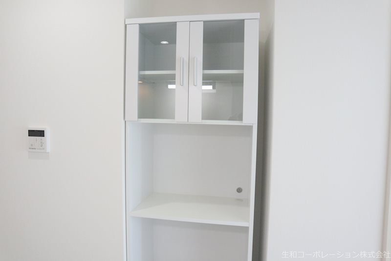 収納　食器棚