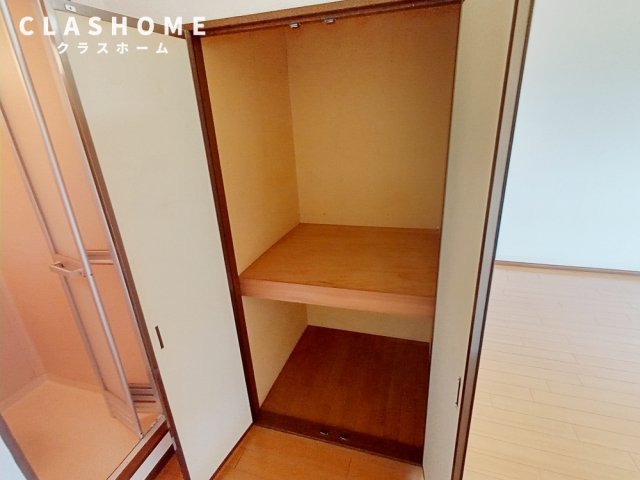 収納　同物件の別部屋になります。