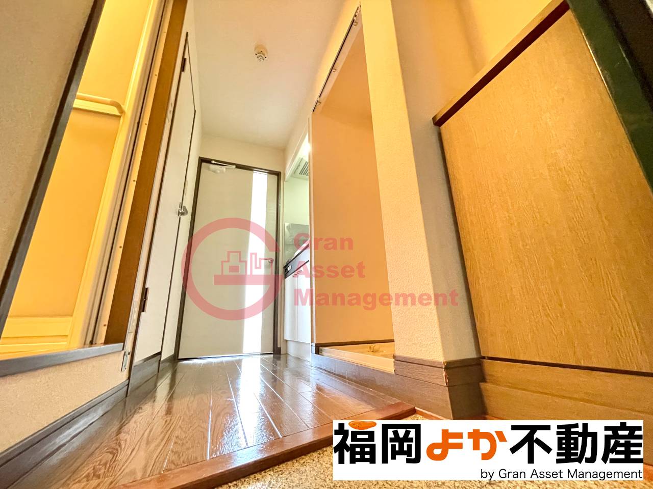 玄関　明るい玄関です