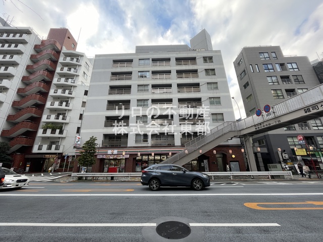 建物外観　東都管理物件ですので、２４時間対応しております！