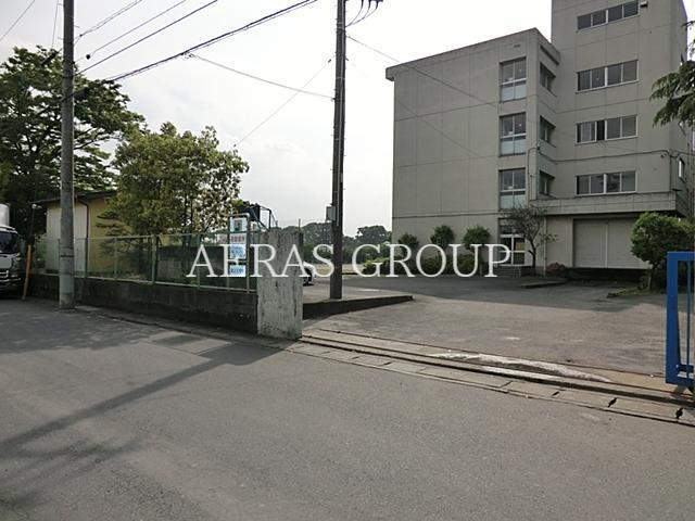中学校　八潮市立潮止中学校（中学校）まで774m