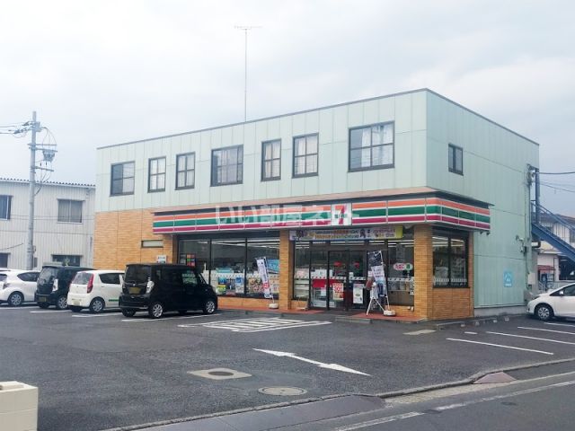 コンビニ　セブン-イレブン 水戸城東店（コンビニ）まで243m