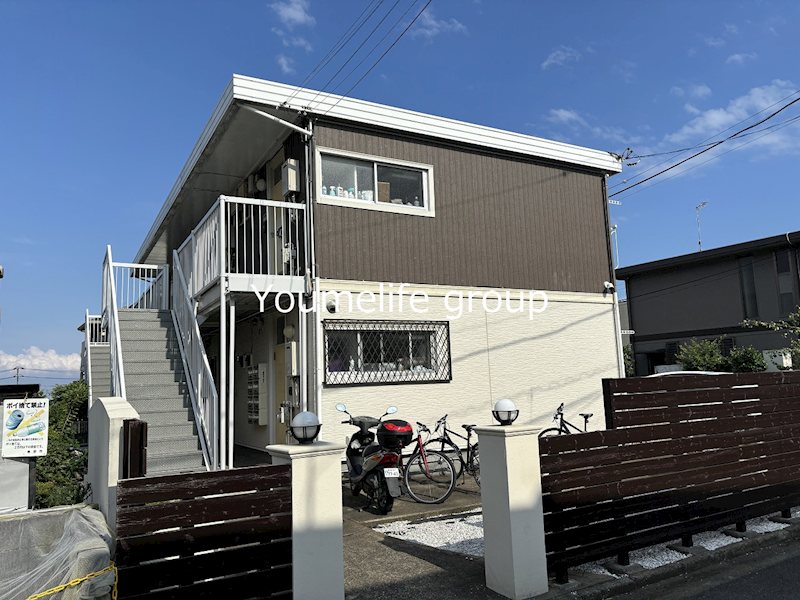 建物外観　白樺のイメージの新築感覚建物