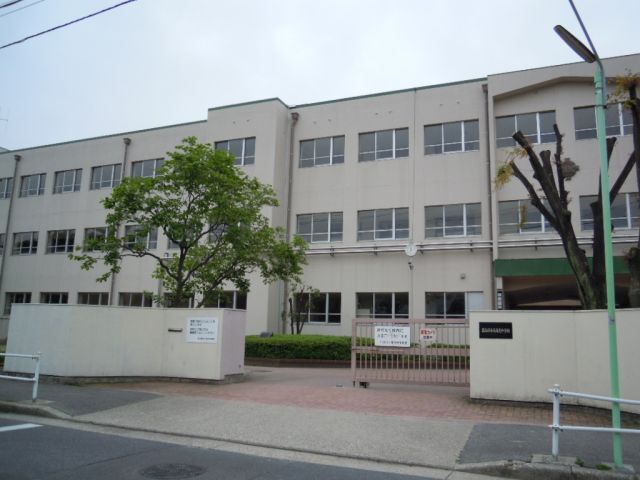 中学校　名古屋市立南光中学校（中学校）まで693m