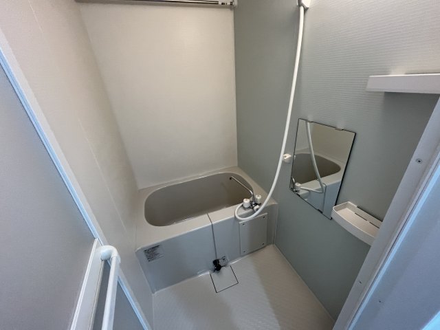 バス・シャワールーム　きれいなお風呂です