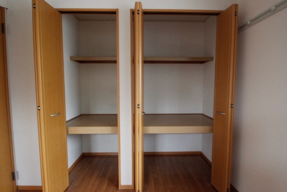 収納　※別部屋の写真です