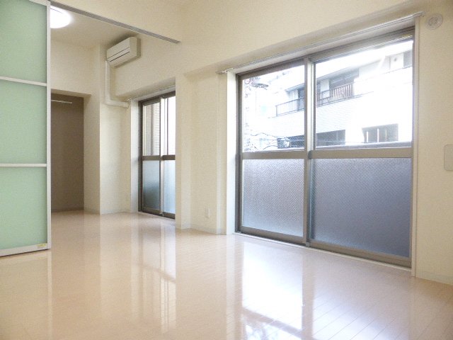 居室・リビング　居室