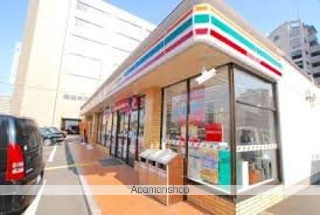 銀行　セブンイレブン　大阪元町３丁目店（銀行）まで246m