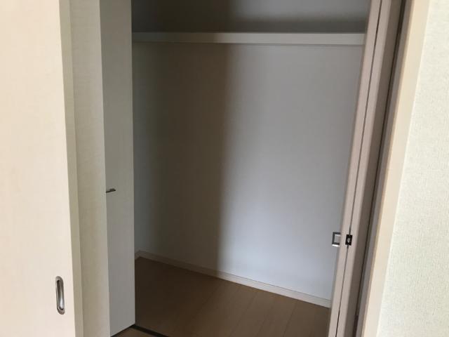 収納　廊下クローゼット