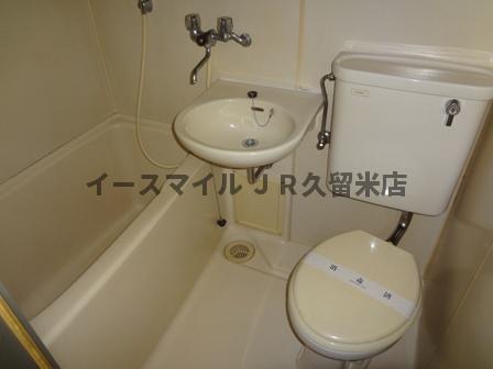 トイレ　清潔感のあるトイレです