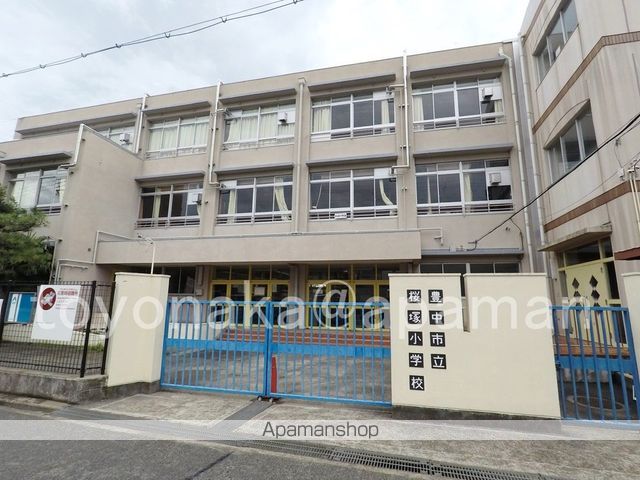 阪急宝塚線 岡町駅 徒歩14分 5階建 築2年の周辺写真