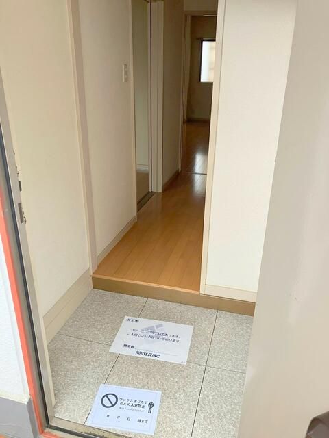 玄関　■集合ポスト