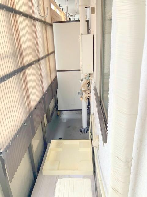 バルコニー　■敷地内ゴミ置き場