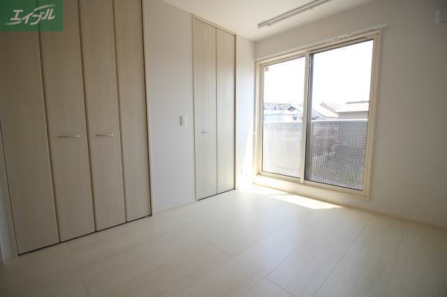 D-room Luxury 2ndの居間写真