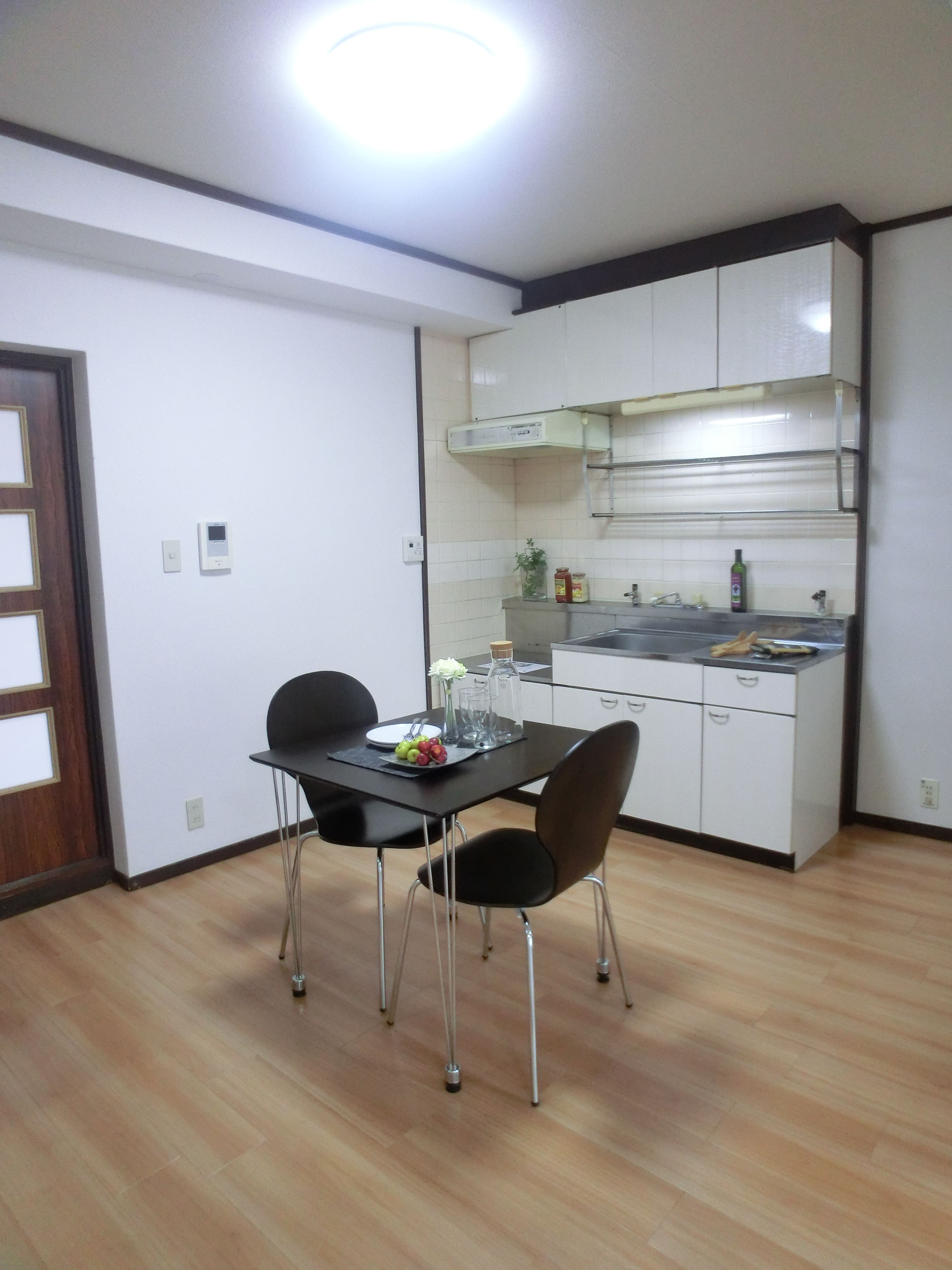 キッチン　※同じ号室タイプの別のお部屋です。写真と異なる場合、現況を優
