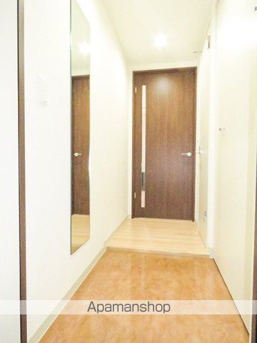 地下鉄東豊線 美園駅 徒歩7分 4階建 築10年の玄関写真