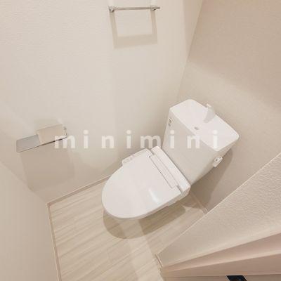 トイレ　※写真は別号室のものですので現状優先とさせていただきます