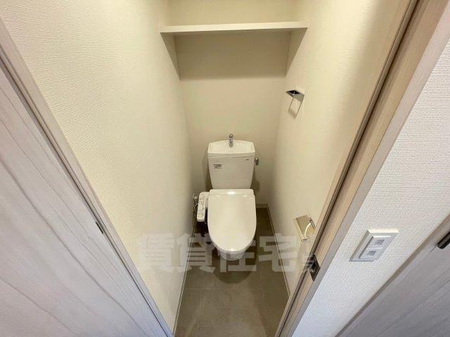 地下鉄鶴舞線 丸の内駅 徒歩4分 12階建 築3年のトイレ写真
