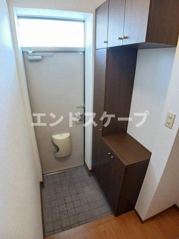 ＪＲ上越線 八木原駅 徒歩35分 2階建 築25年の玄関写真