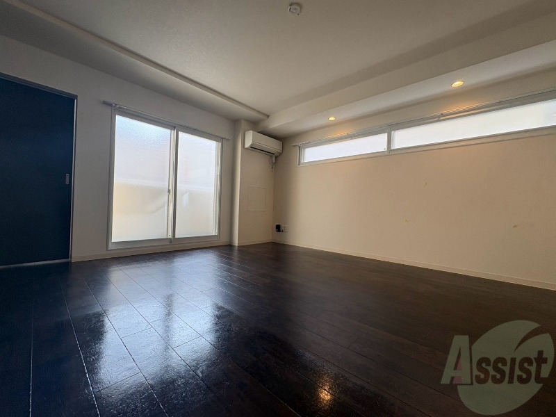 居室・リビング　広くてキレイなお部屋が広がっていて、充実した生活が送れそう。