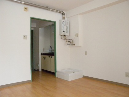 ヴェルシティ北5条通の居間写真