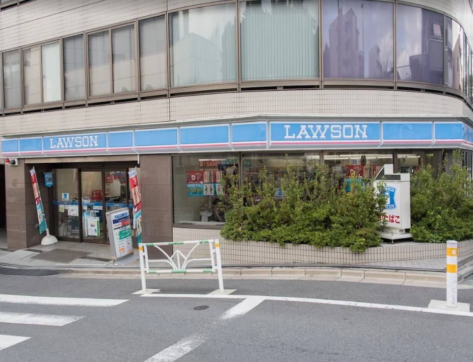 コンビニ　ローソン元代々木町店（コンビニ）まで383m