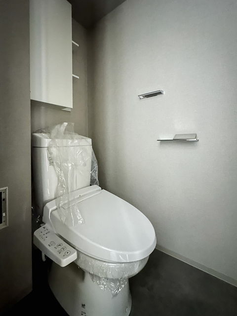 トイレ　※写真は同タイプ住戸です。