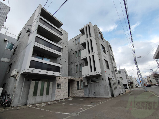 建物外観　札幌市北区北「グリシーヌエルエー」