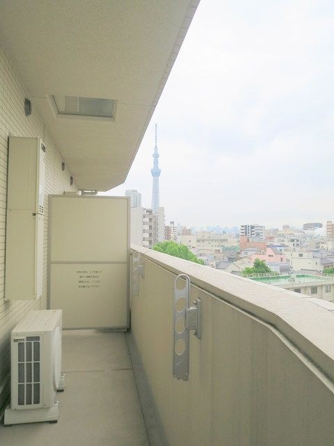 バルコニー