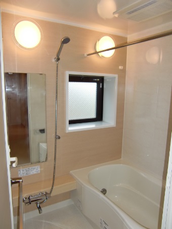 バス・シャワールーム　バスルーム