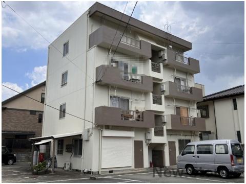 駐車場　駐車場があるので、車を買う予定の方も安心です