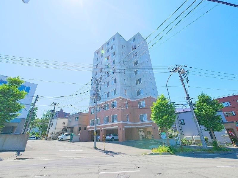 建物外観　ネット無料！大谷地駅より徒歩４分です♪