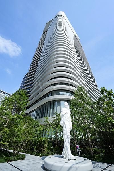 【大阪市北区堂島のマンションの建物外観】