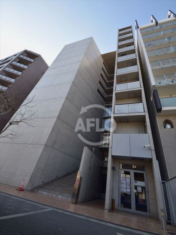 【大阪市浪速区敷津東のマンションの建物外観】