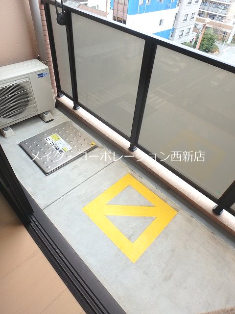 【福岡市早良区室見のマンションのバルコニー】