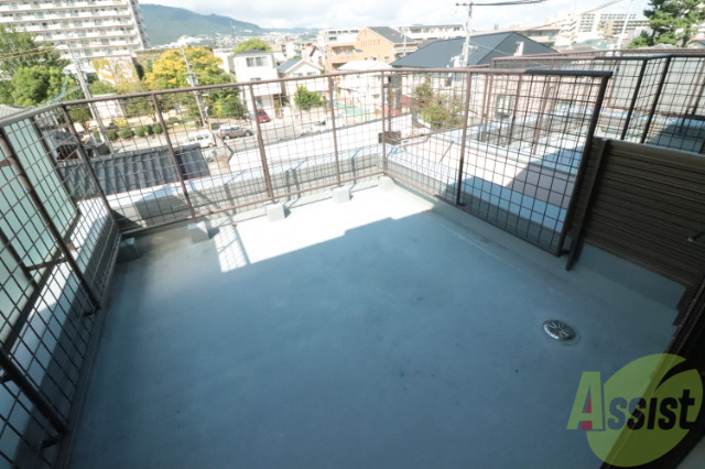 【芦屋市打出小槌町のマンションのバルコニー】