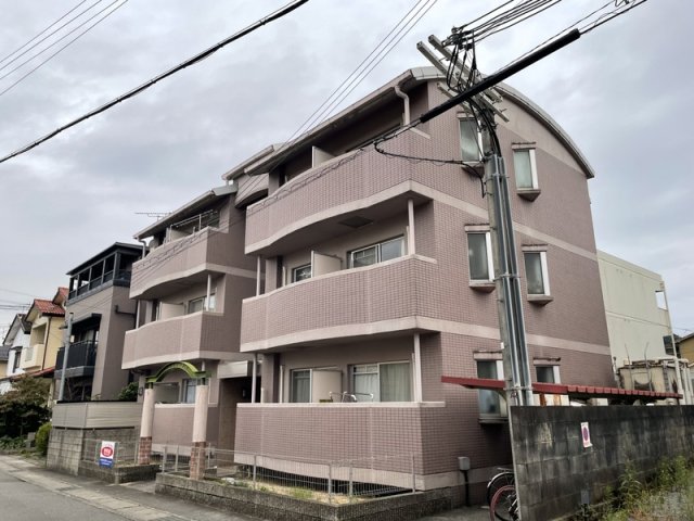 【姫路市北平野のマンションの建物外観】