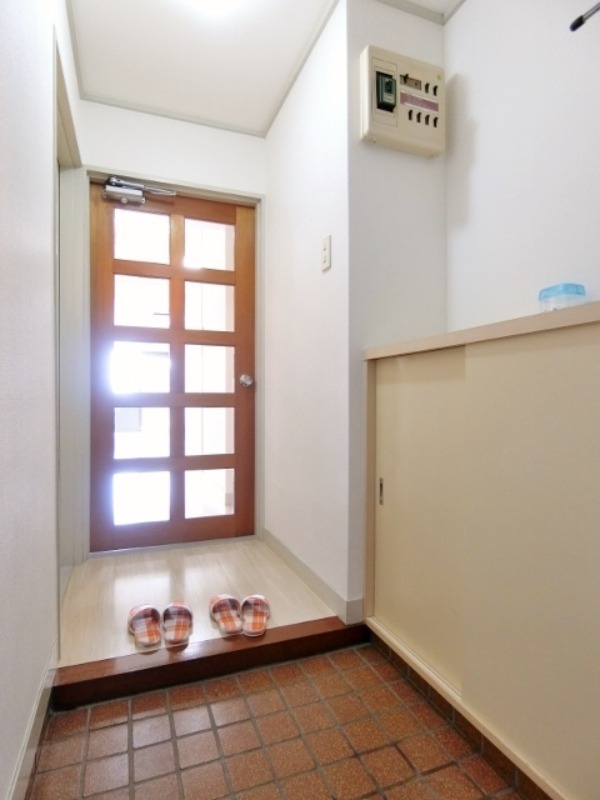 玄関　図面と現状に相違がある場合には現状を優先