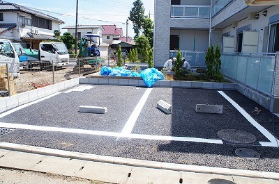 【我孫子市白山のアパートの駐車場】