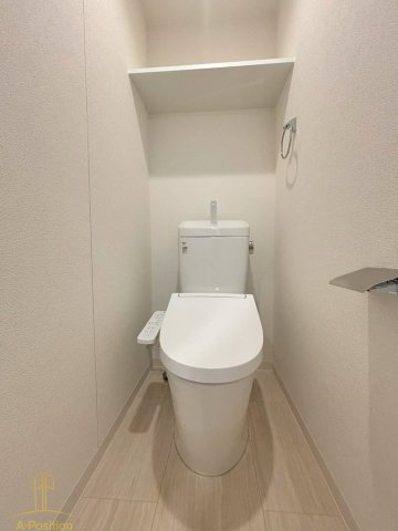 トイレ　ソルテラスOSAKA緑橋クレアスト